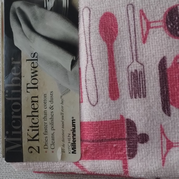 Microfiber 2 Kitchen Towels Red 16 in x 24in - Picture 4 of 6